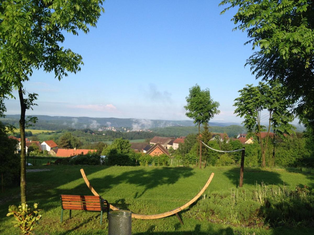 Orli Hnizdo At Chateau Novak Křivoklát 外观 照片