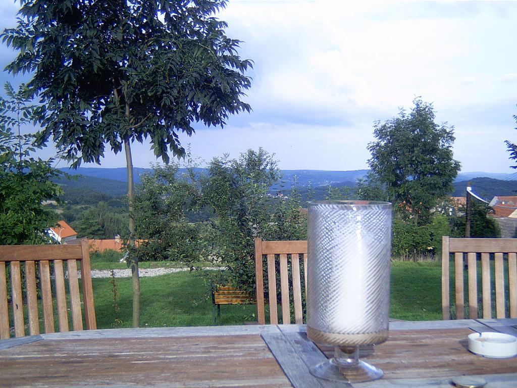 Orli Hnizdo At Chateau Novak Křivoklát 外观 照片